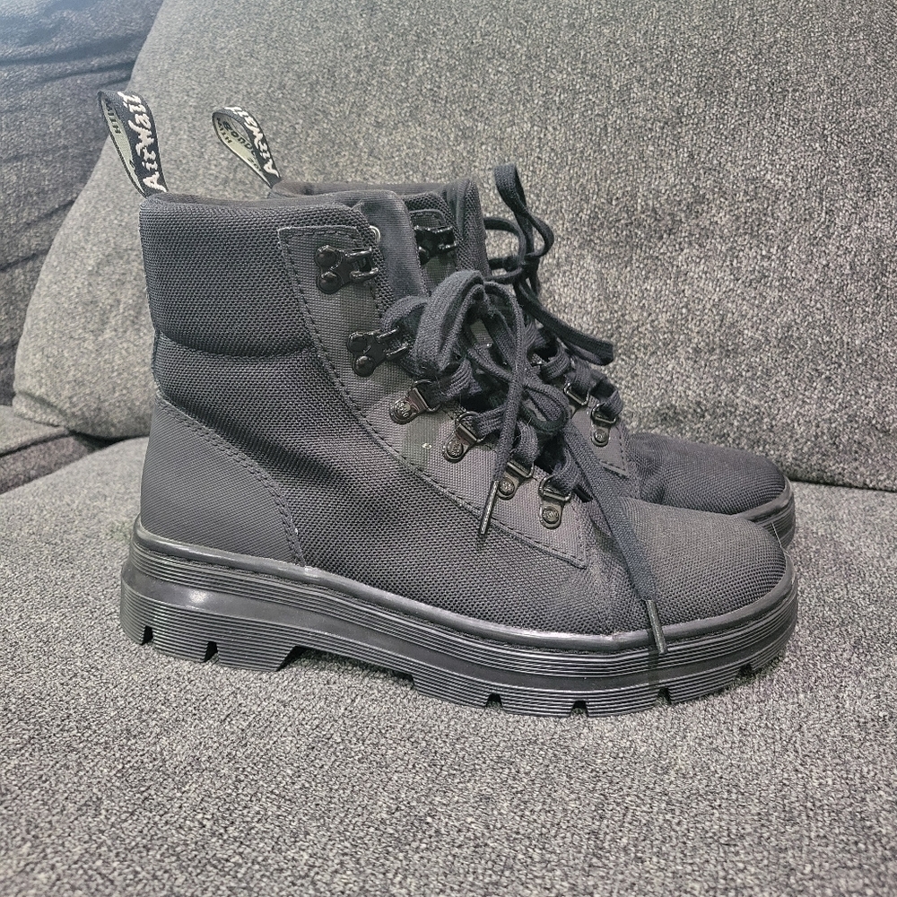Dr. Martens COMBS W Black Poly Lace Up Combat EMS Boots Women’s 9 Excellent!